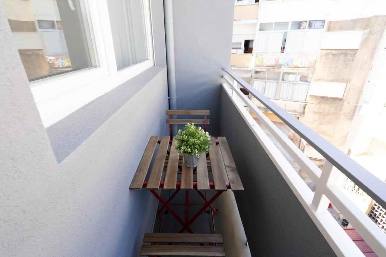 Sweet Sunny Flat W/ Balcony - Gaia Vila Nova de Gaia Exterior photo