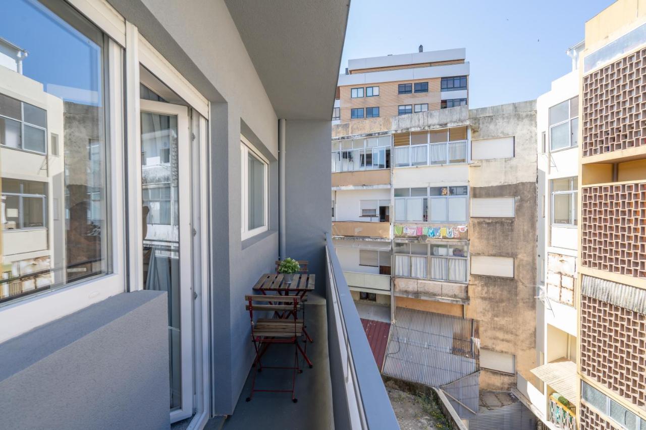 Sweet Sunny Flat W/ Balcony - Gaia Vila Nova de Gaia Exterior photo